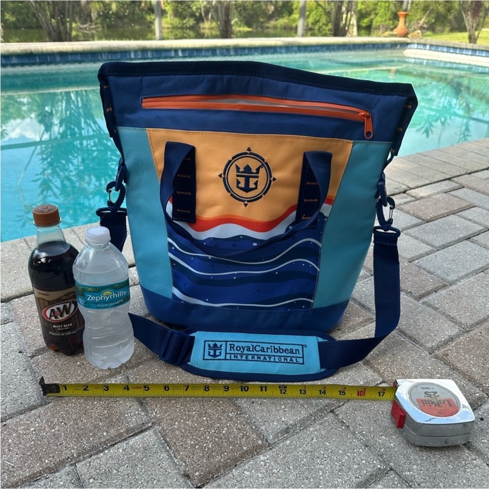 New Without Tag Royal Caribbean Cooler Insulated Tote Bag